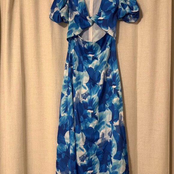 Toperth Blue Floral V-Neck Twist Accent Midi Dress - Picture 2 of 3
